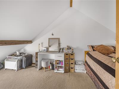 Dressing Room/Bedroom 5